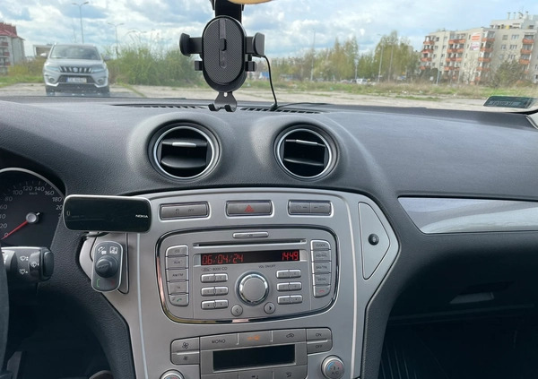 Ford Mondeo cena 16900 przebieg: 268000, rok produkcji 2010 z Kielce małe 254
